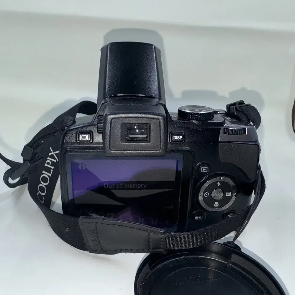 Nikon Coolpix P80 Digital Bridge Camera 10.1MP 18x Zoom Tested No Battery